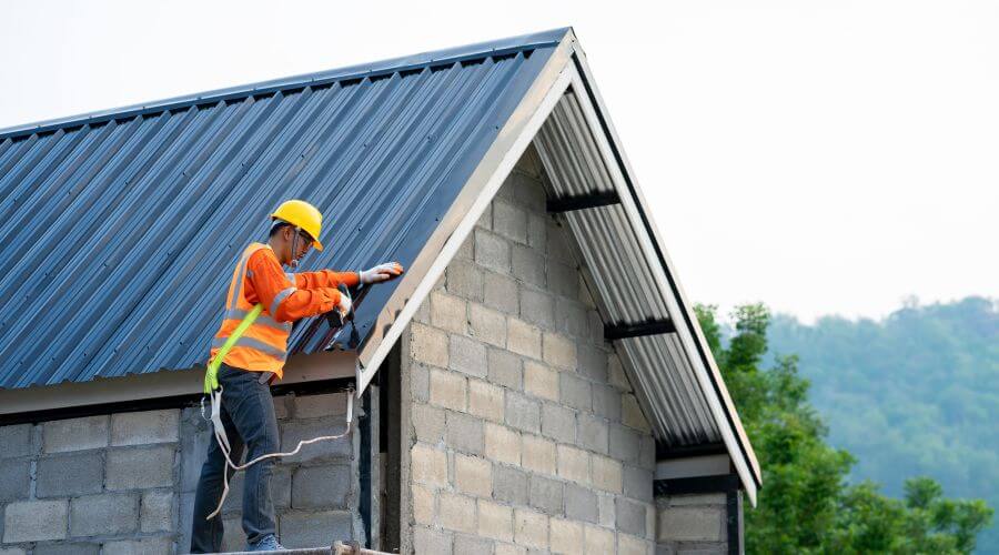Expert Emergency Roof Repairs services in Fiskeville, RI